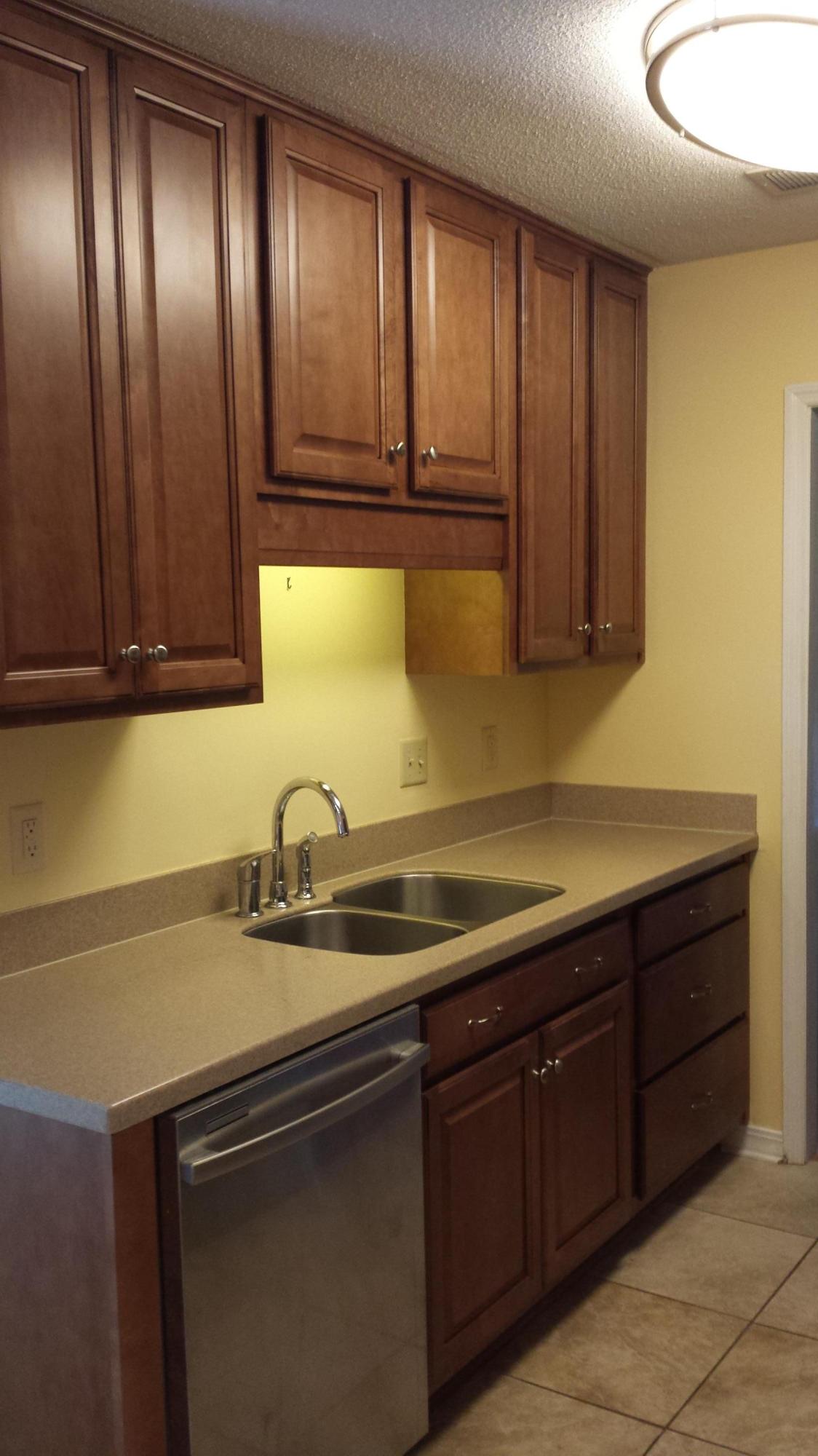 213 Foxborough Road Goose Creek, SC 29445 - Photo 8 of 21 20150804_104031