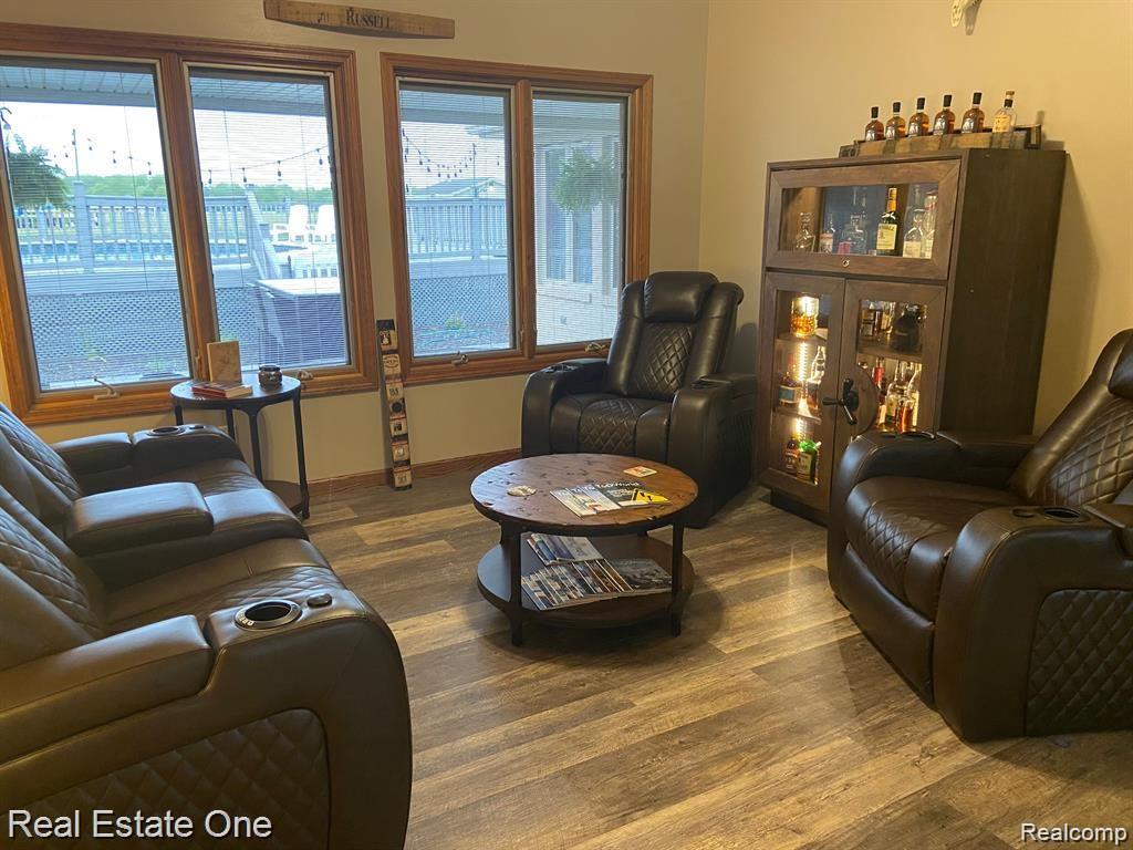 2448 Bluebush Road Monroe, MI 48162 - Photo 8 of 26