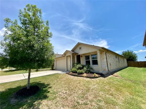 $2,100 | 120 Chickadee Cove, Kyle, TX 78640