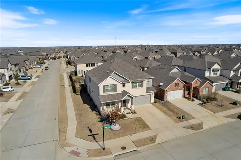 $549,500 | 6225 Kent Lane, Aubrey, TX 76227