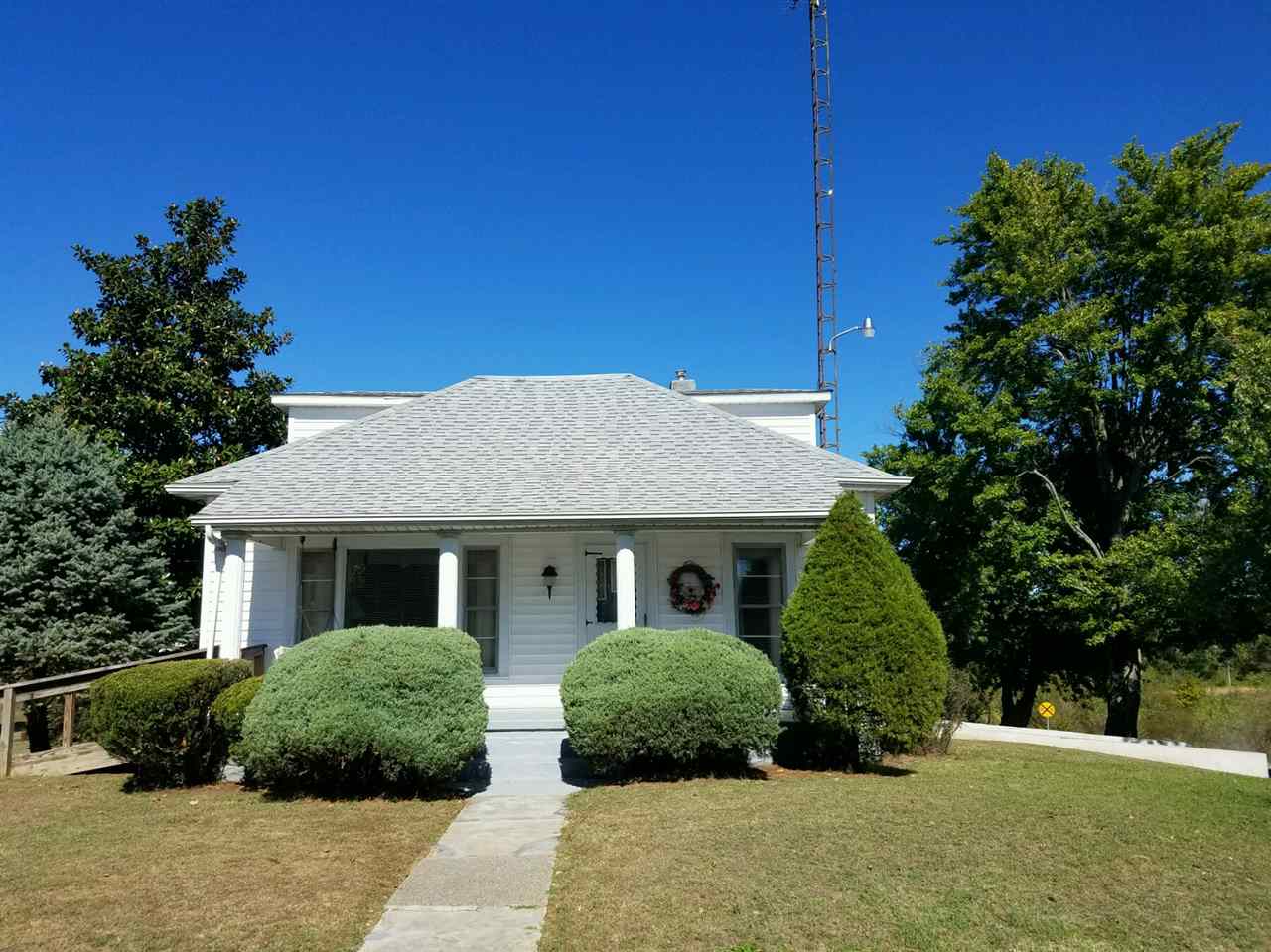 2560 Cosby Road Washington, IN 47501 - Photo 2 of 29 Gallery Image 2