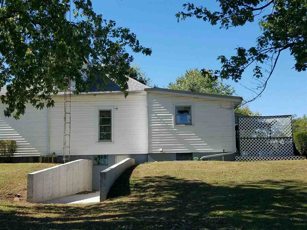 2560 Cosby Road Washington, IN 47501 - Photo 3 of 29 Gallery Image 3