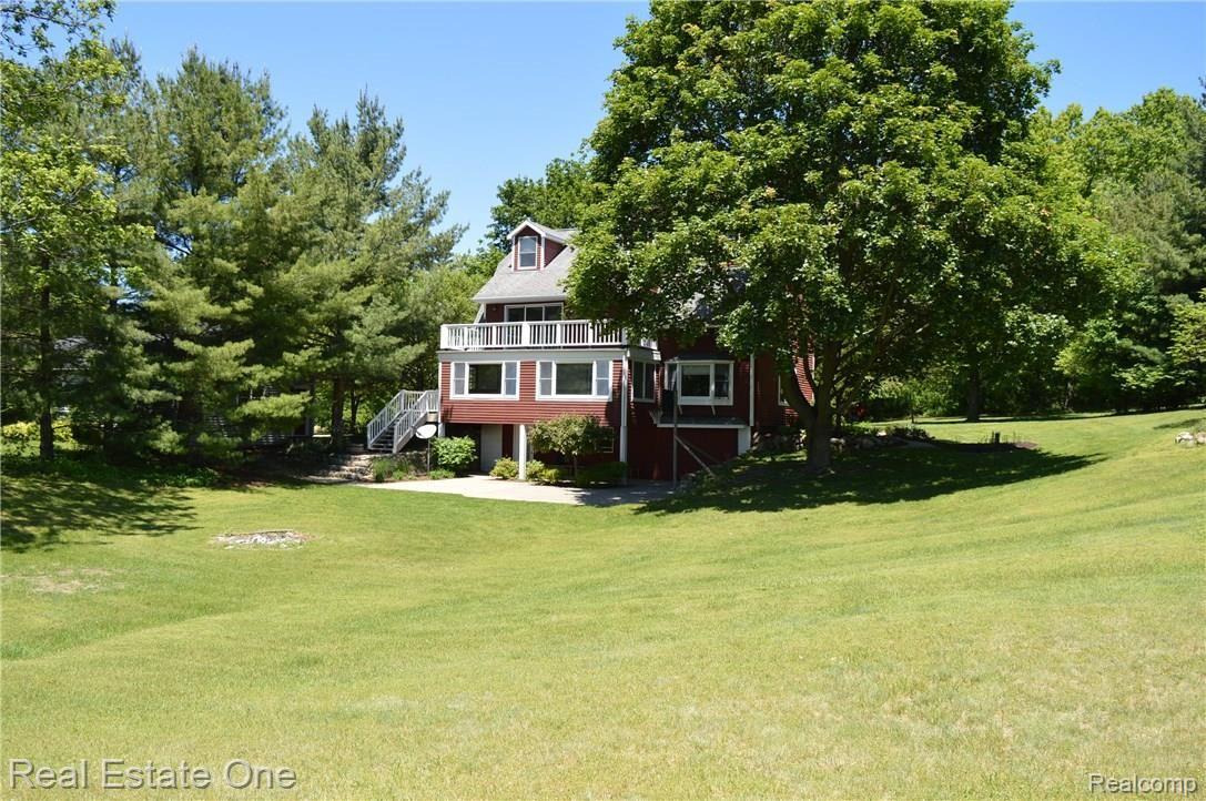 2220 North Tipsico Lake Road Highland, MI 48357 - Photo 78 of 91 DSC_0110.JPG