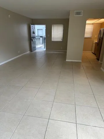 $1,500 | 1850 North Congress Avenue, Unit 209, West Palm Beach, FL 33401