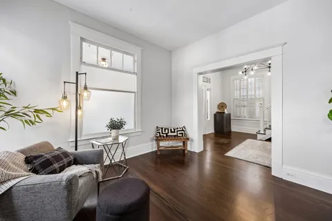 $850,000 | 1108 Hyde Park Boulevard, Houston, TX 77006