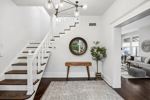 $850,000 | 1108 Hyde Park Boulevard, Houston, TX 77006