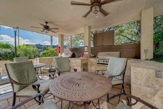 3525 Sage Road, Unit 318 Houston, TX 77056 - Photo 14 of 46 a view of an outdoor seating area