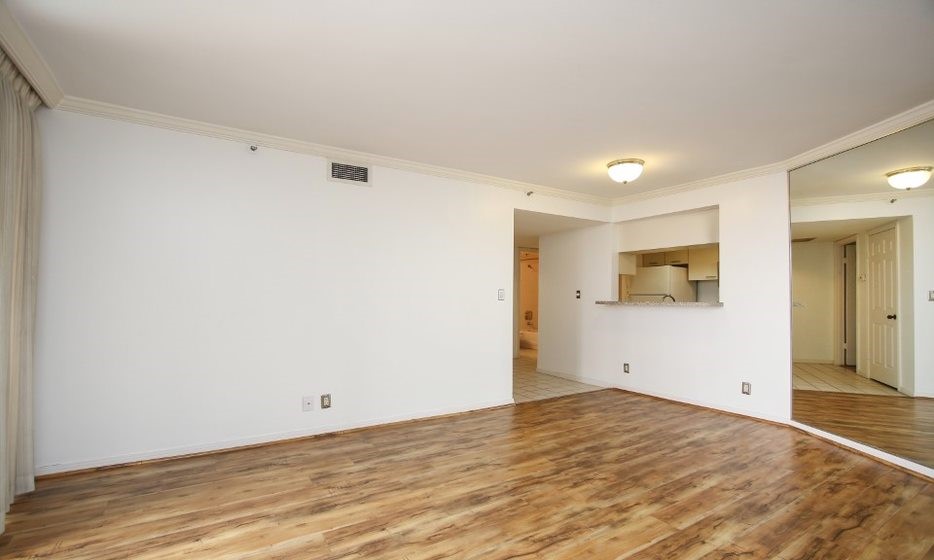 3525 Sage Road, Unit 318 Houston, TX 77056 - Photo 35 of 46 a view of empty room