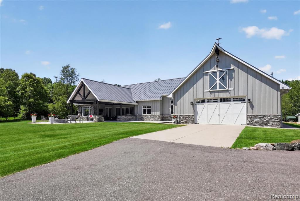 10500 West Grand River Road Fowlerville, MI 48836 - Photo 5 of 58