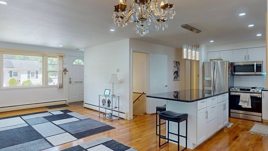 10 Pine Tree Lane Worcester, MA 01609 - Photo 9 of 42