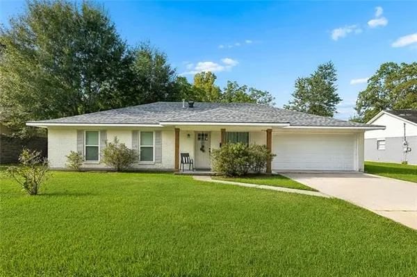 $220,000 | 1481 West Hall Avenue, Slidell, LA 70460