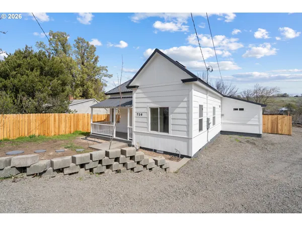 $299,000 | 726 Southwest 22nd Street, Pendleton, OR 97801