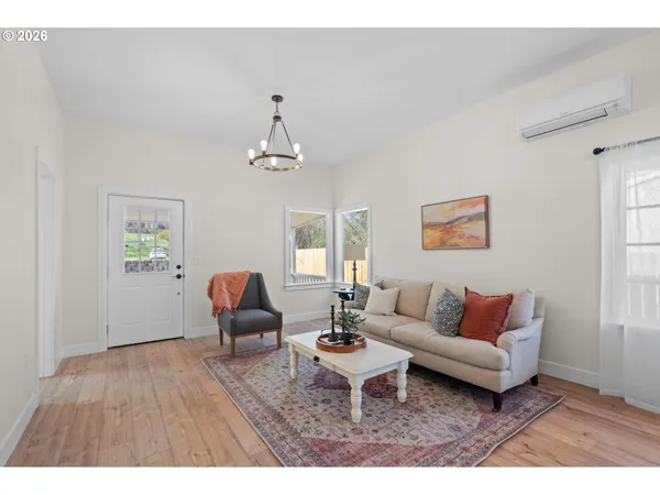 $299,000 | 726 Southwest 22nd Street, Pendleton, OR 97801