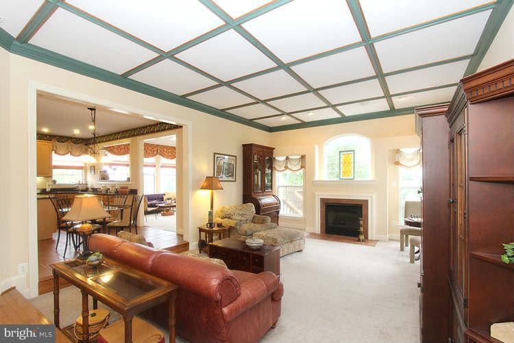 18300 Wickham Road Olney, MD 20832 - Photo 11 of 28 Family Room