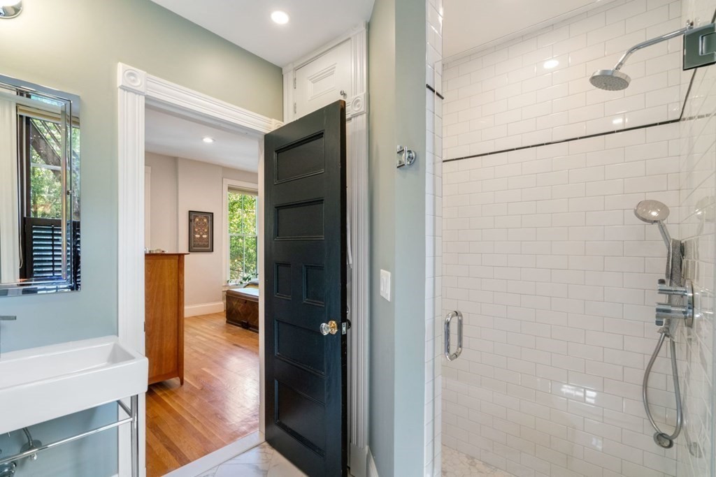 474 Columbus Avenue, Unit 2 Boston, MA 02118 - Photo 23 of 31