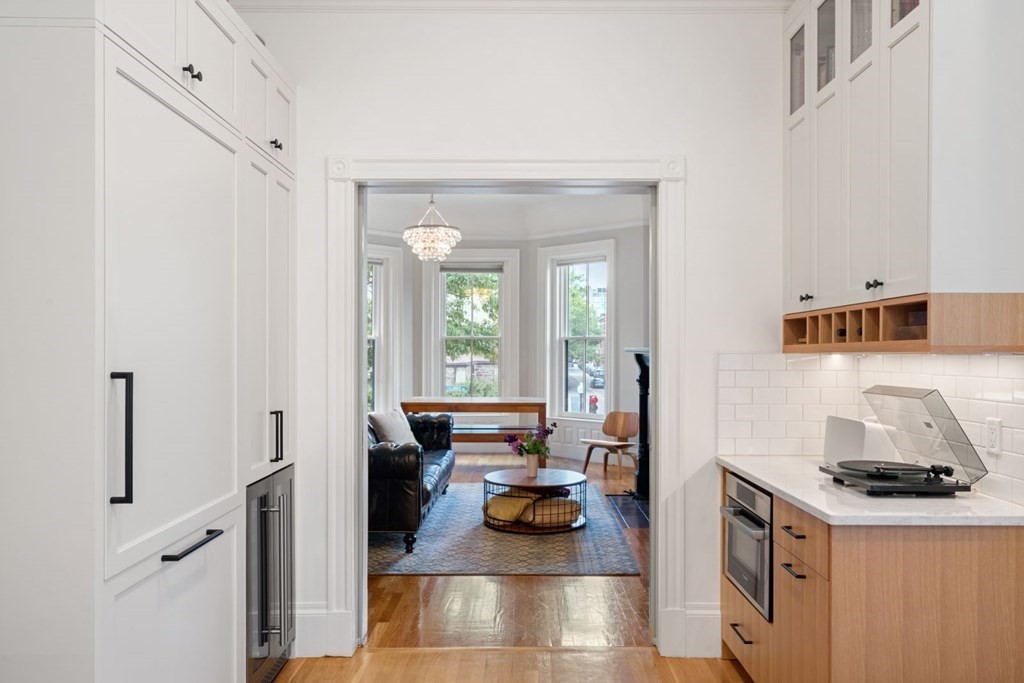 474 Columbus Avenue, Unit 2 Boston, MA 02118 - Photo 7 of 31