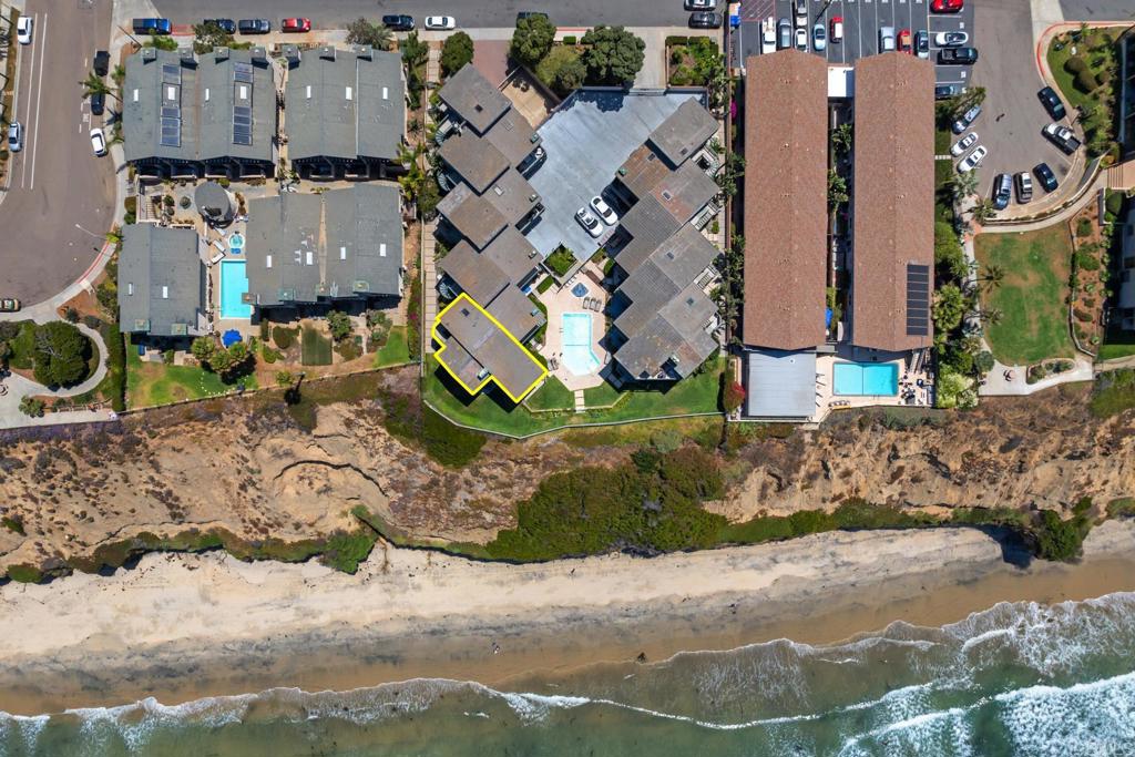 940 Sealane Drive, Unit 14 Encinitas, CA 92024 - Photo 39 of 45 an aerial view of residential houses with outdoor space