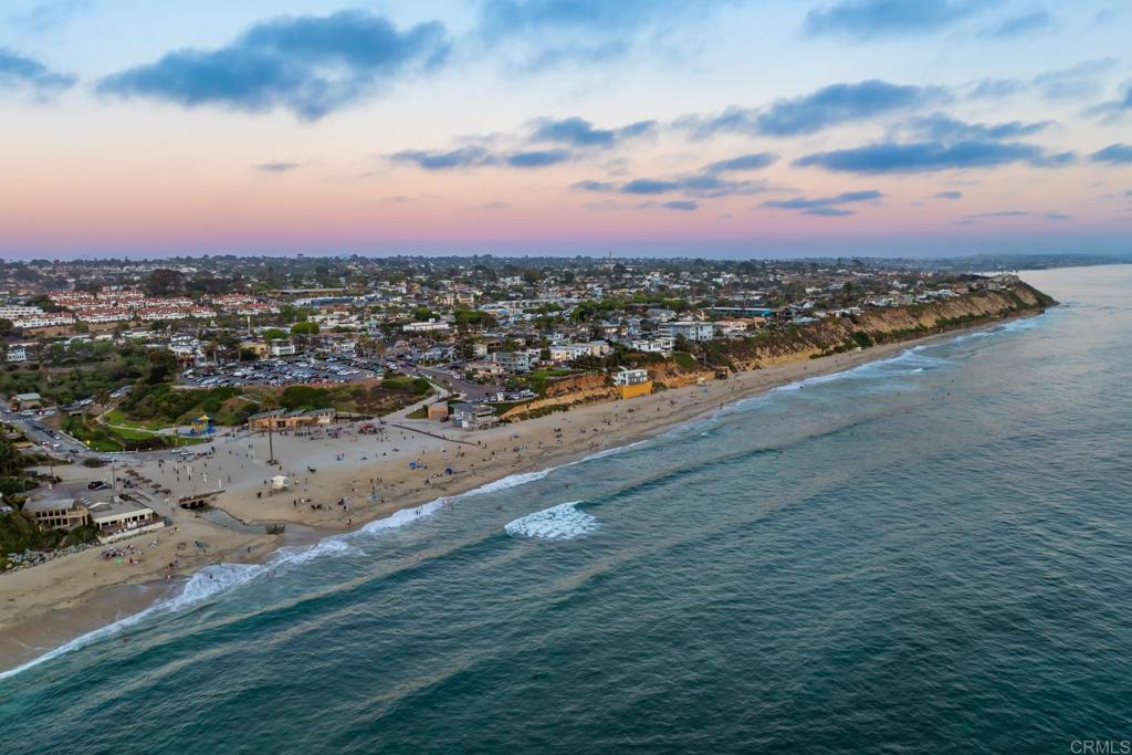 940 Sealane Drive, Unit 14 Encinitas, CA 92024 - Photo 44 of 45 an aerial view of a city