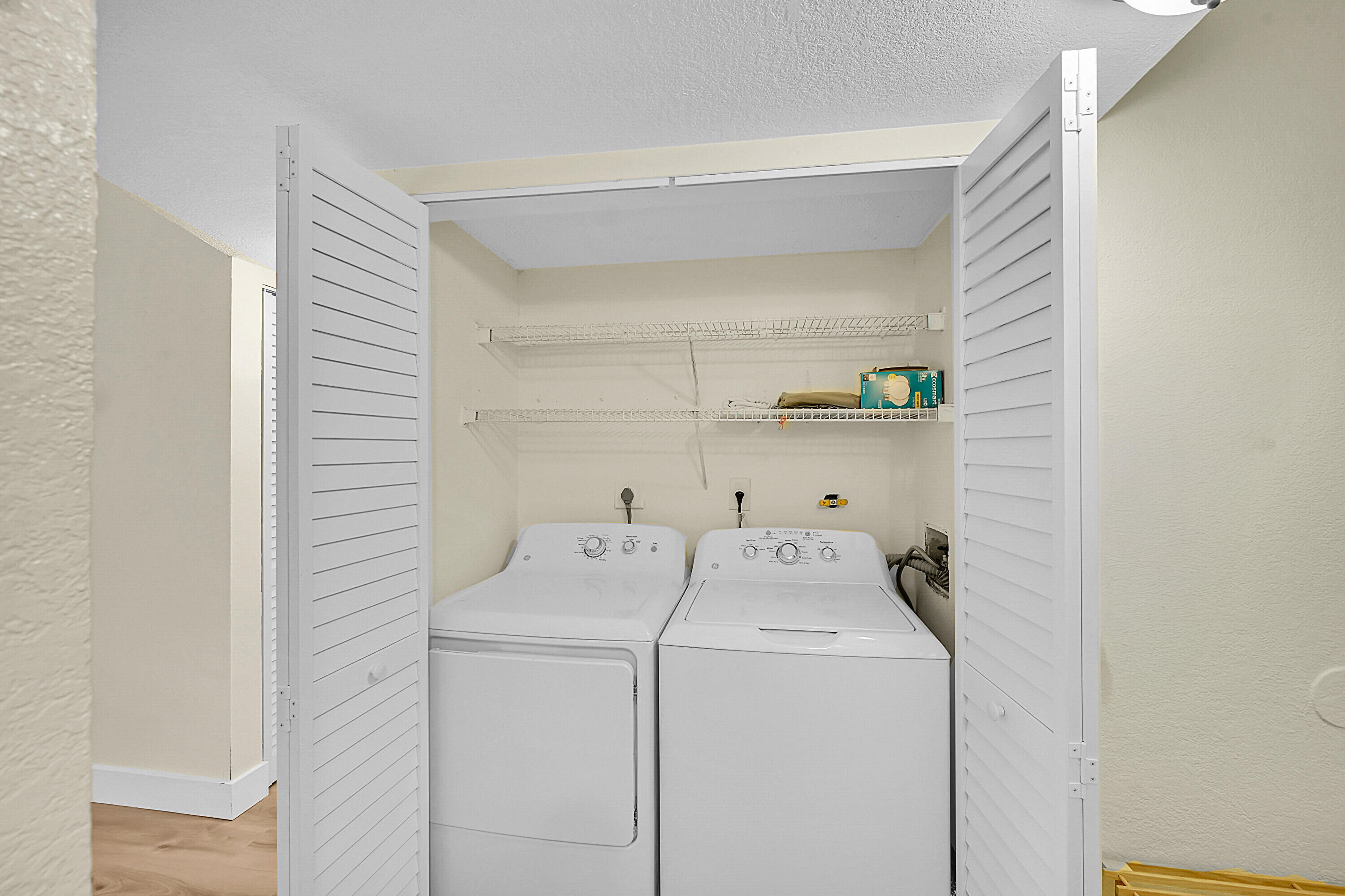 9503 Boca Cove Circle, Unit 603 Boca Raton, FL 33428 - Photo 22 of 30 22_laundry