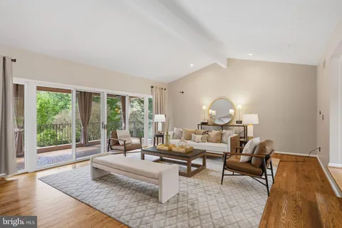 $1,085,000 | 18 Manor Brook Road, Monkton, MD 21111