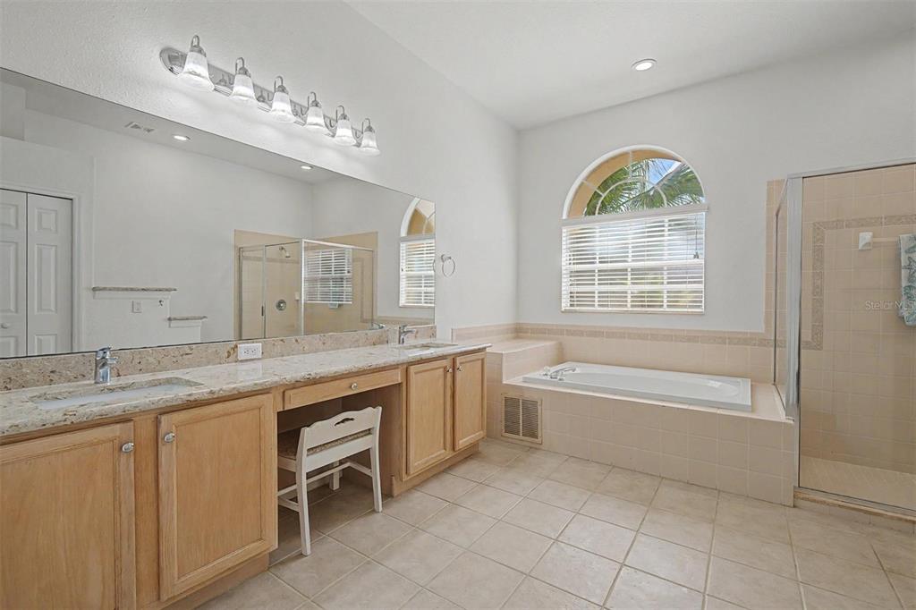 1331 Trimaran Place Trinity, FL 34655 - Photo 18 of 54