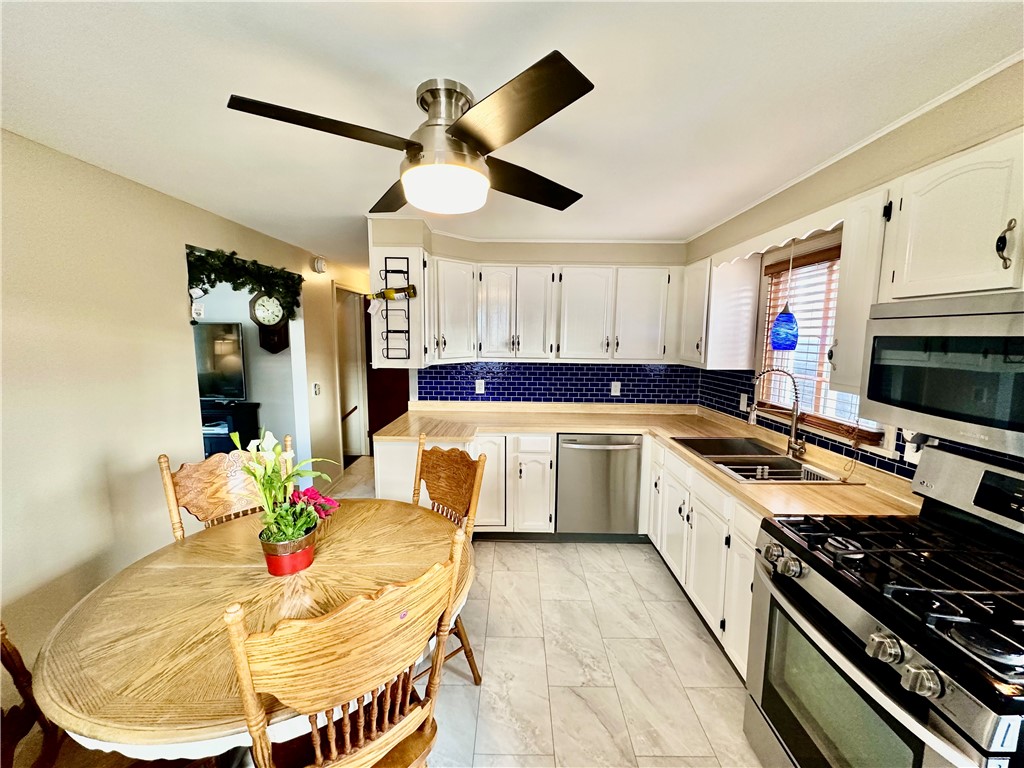 96 Ridgewood Road Greece, NY 14626 - Photo 8 of 49