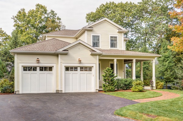 18 Oakencroft Road Wellesley, MA 02482 - Photo 1 of 30