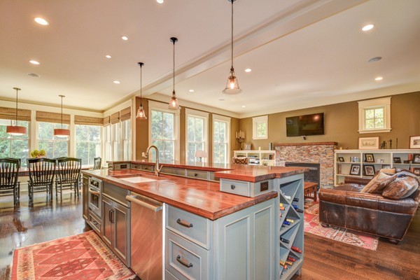 18 Oakencroft Road Wellesley, MA 02482 - Photo 7 of 30