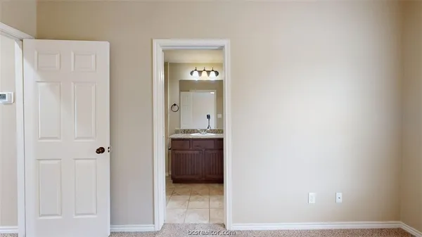 $2,400 | 3406 Cullen Trail, College Station, TX 77845