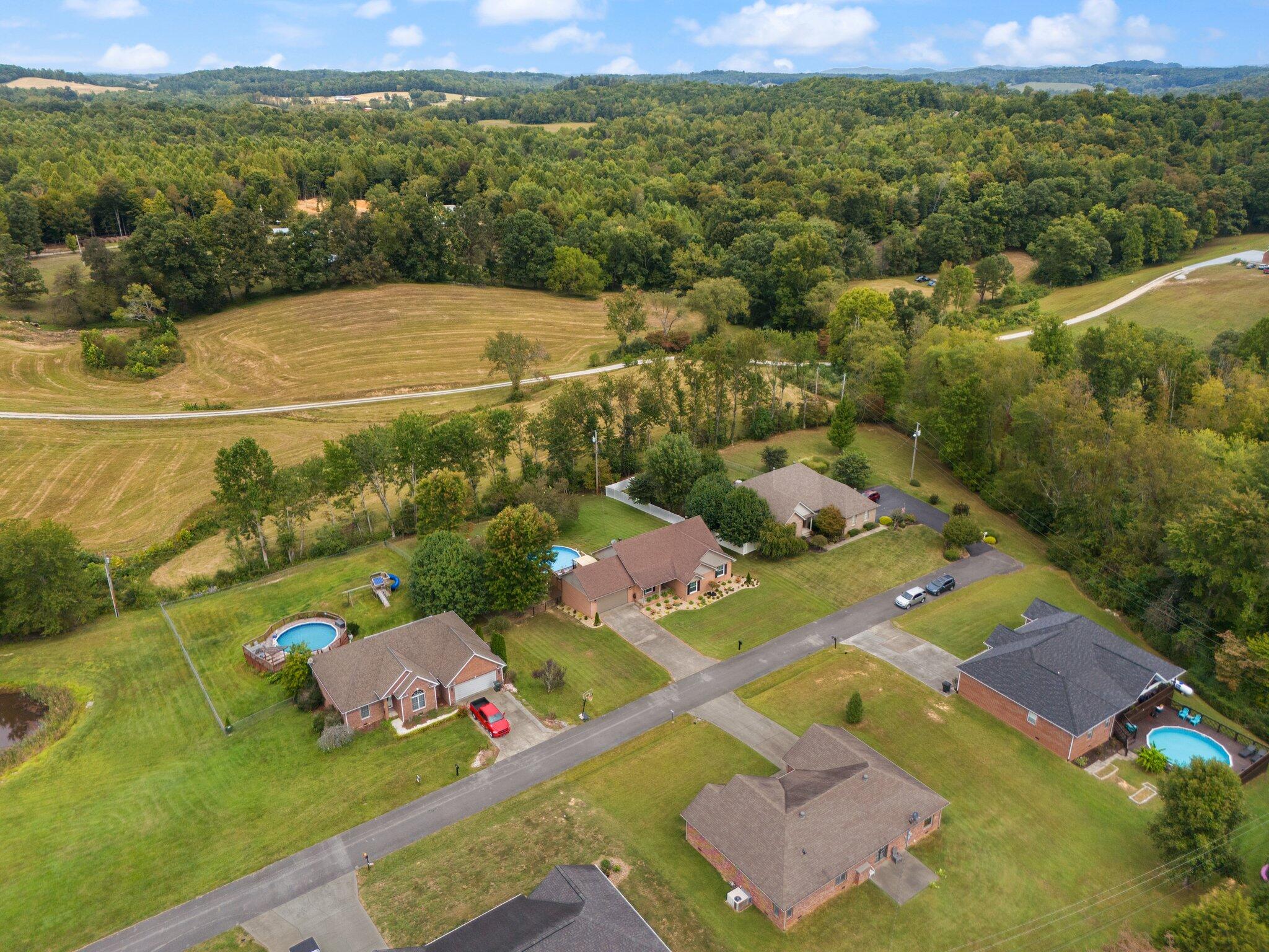 103 Rookwood Drive Corbin, KY 40701 - Photo 13 of 59 61-web-or-mls-DJI_20240912131908_0307_D