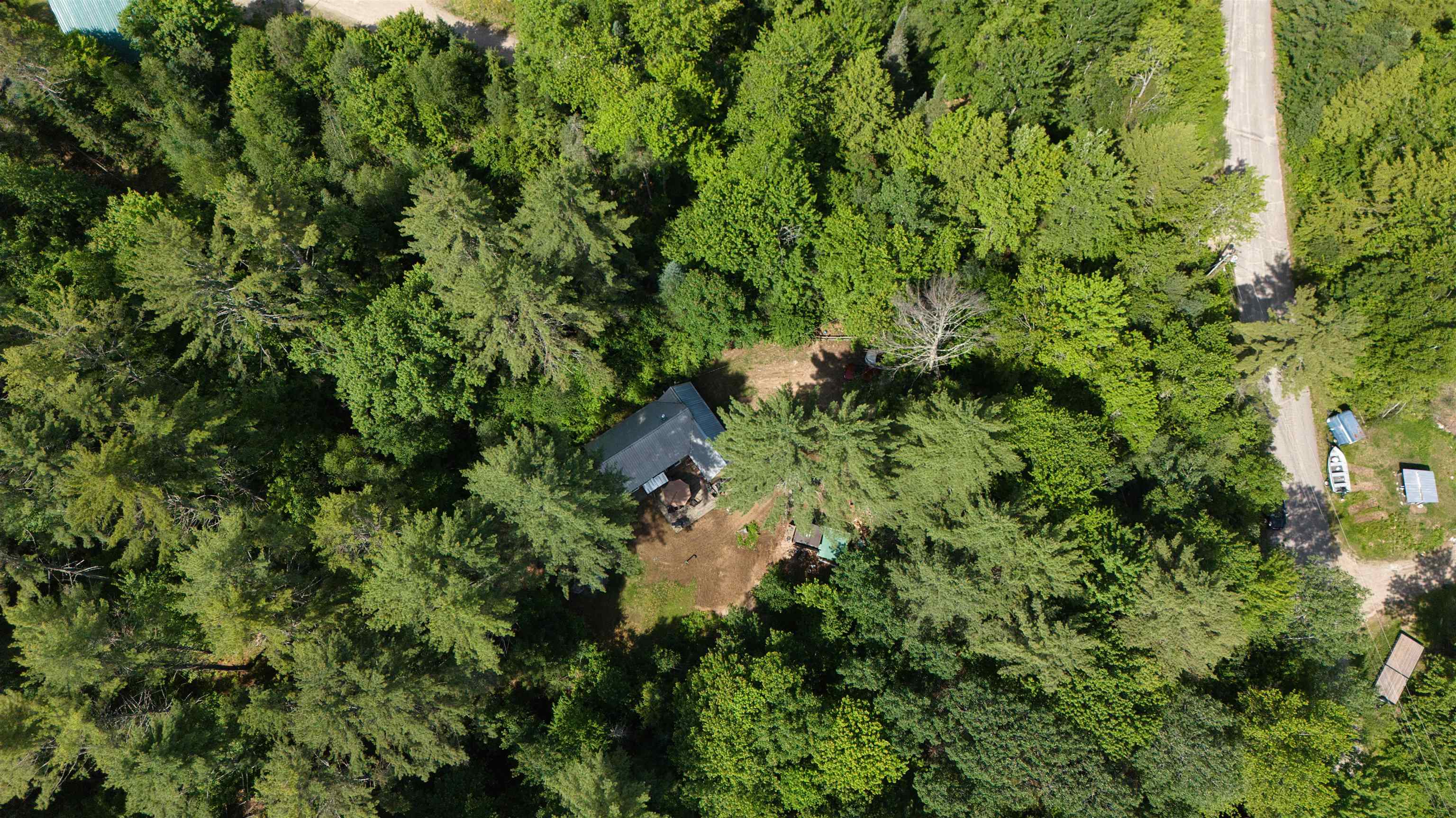 29 Gray Fox Road Effingham, NH 03882 - Photo 34 of 37