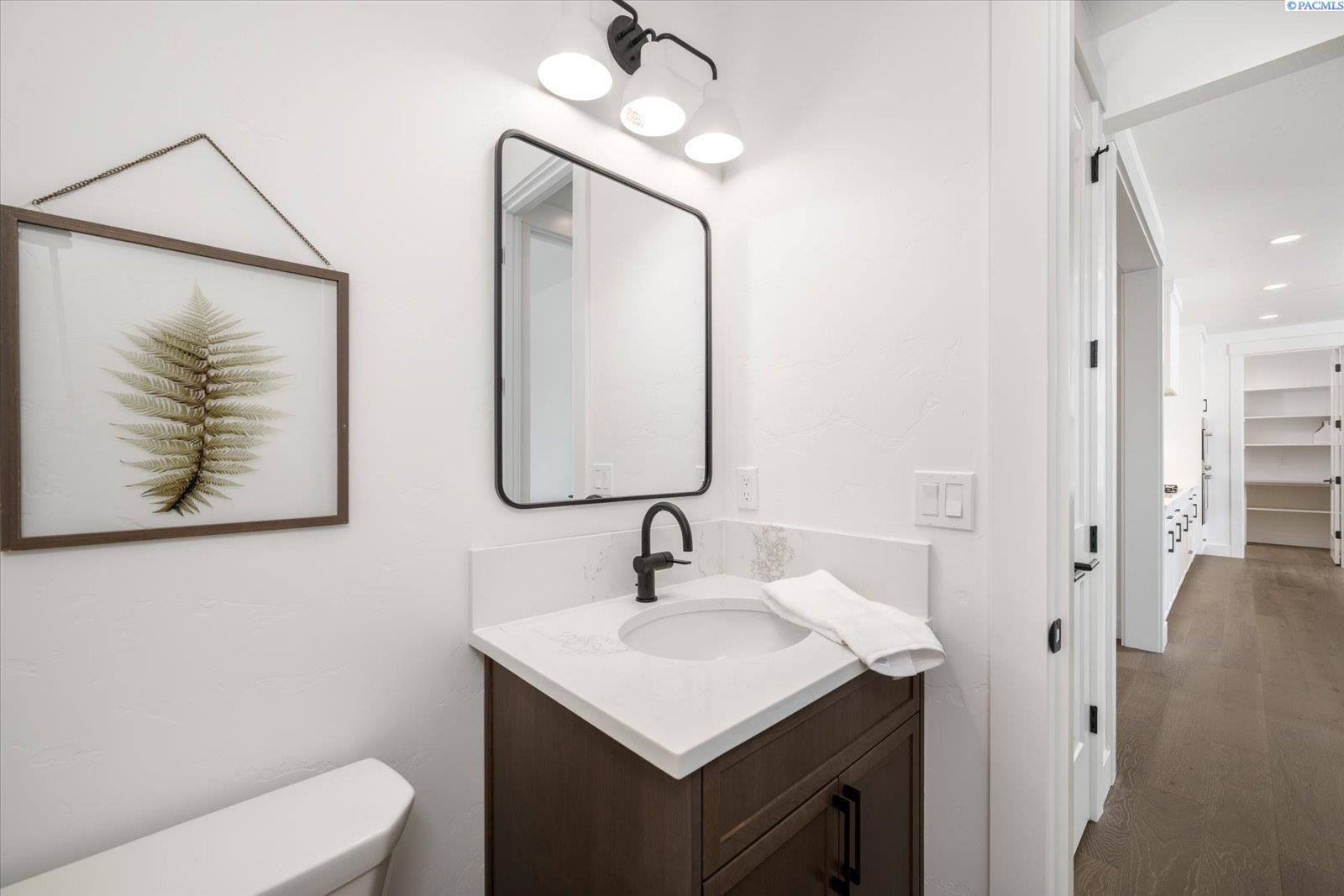 4119 East Clover Road Richland, WA 99352 - Photo 34 of 47 Gallery Image 34