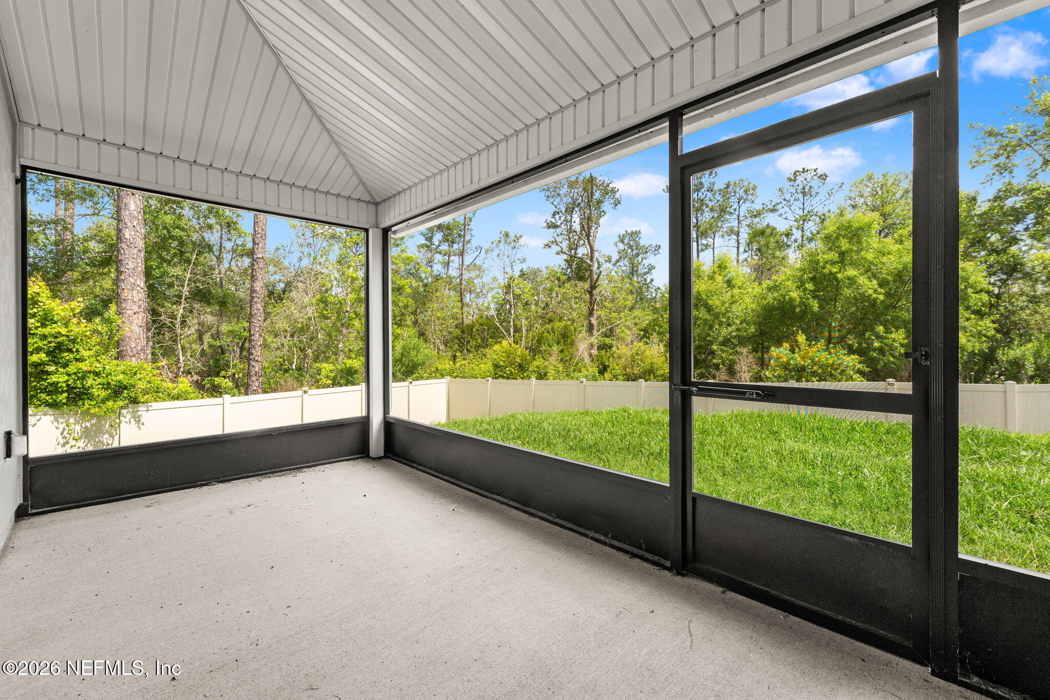 66132 Edgewater Drive Yulee, FL 32097 - Photo 13 of 25 26-web-or-mls-DSC02654