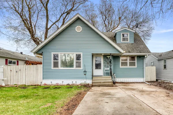 $230,000 | 306 21st Street South, Fargo, ND 58103