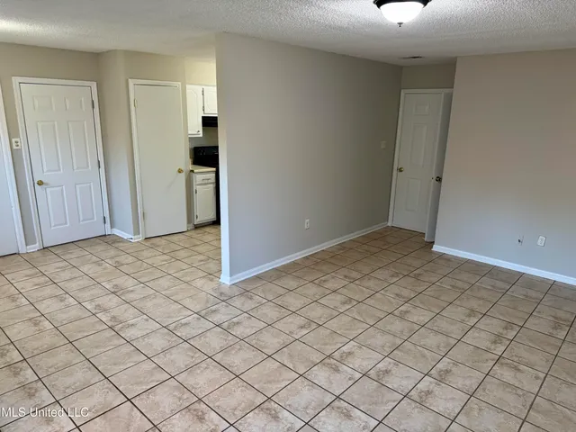 $1,195 | 5384 Haynes Drive, Horn Lake, MS 38637