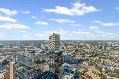 $950,000 | 500 Throckmorton Street, Unit 3506, Fort Worth, TX 76102