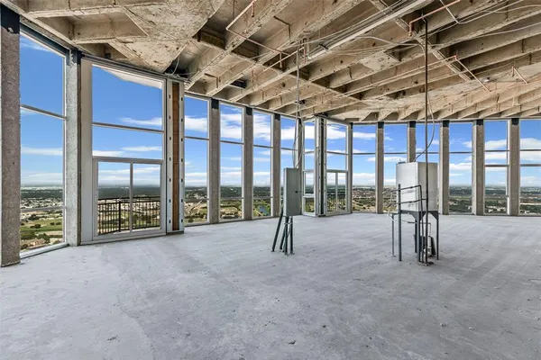 $950,000 | 500 Throckmorton Street, Unit 3506, Fort Worth, TX 76102