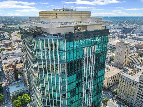 $950,000 | 500 Throckmorton Street, Unit 3506, Fort Worth, TX 76102