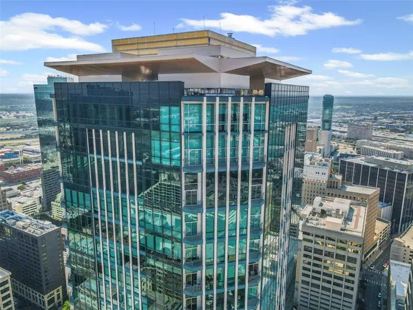 $950,000 | 500 Throckmorton Street, Unit 3506, Fort Worth, TX 76102