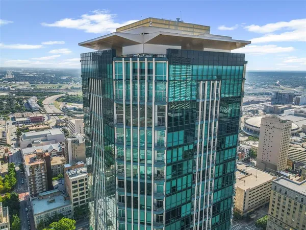 $950,000 | 500 Throckmorton Street, Unit 3506, Fort Worth, TX 76102