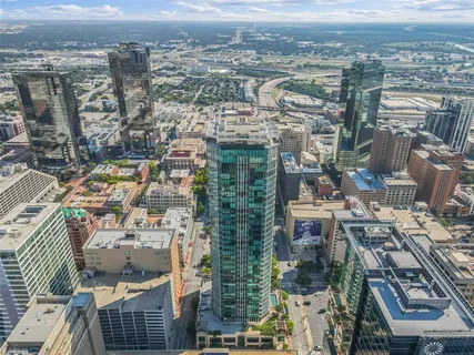 $950,000 | 500 Throckmorton Street, Unit 3506, Fort Worth, TX 76102