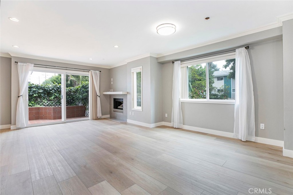 315 Cameron Place, Unit 1 Glendale, CA 91207 - Photo 16 of 38