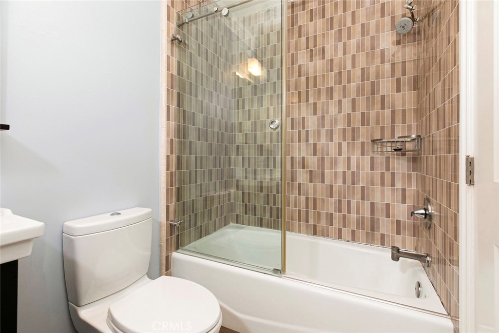 315 Cameron Place, Unit 1 Glendale, CA 91207 - Photo 37 of 38