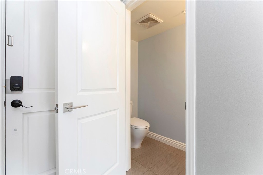 315 Cameron Place, Unit 1 Glendale, CA 91207 - Photo 10 of 38