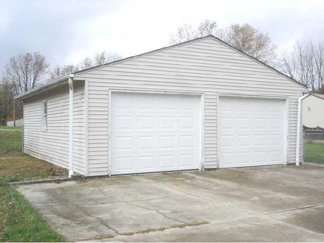725 North Nursery Road Anderson, IN 46012 - Photo 3 of 12