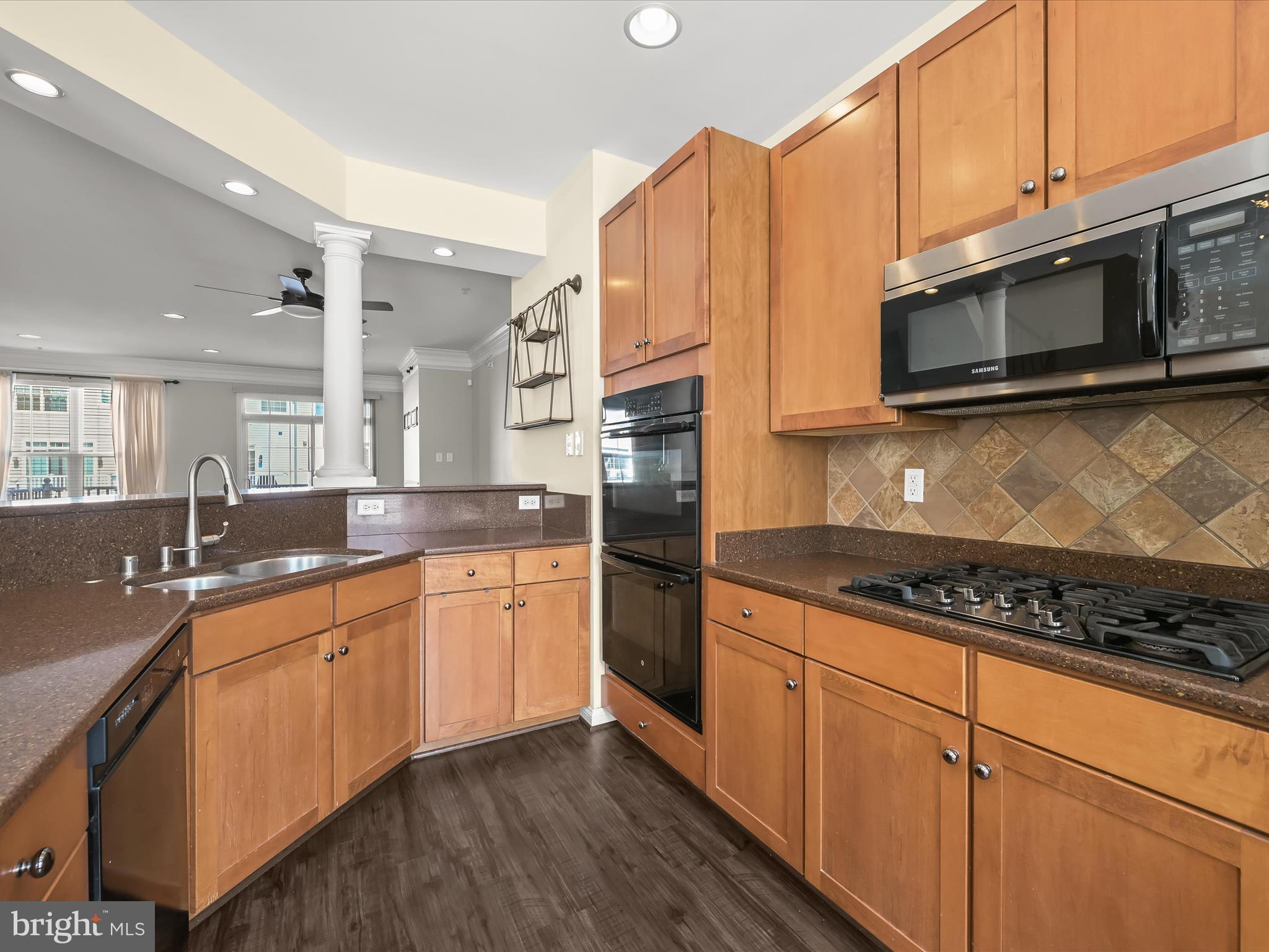 2637 Raptor Drive Odenton, MD 21113 - Photo 19 of 59 Kitchen