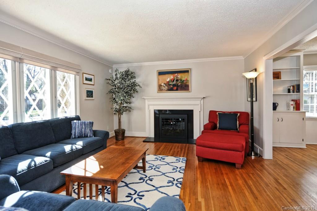 4914 Seacroft Road Charlotte, NC 28210 - Photo 2 of 24