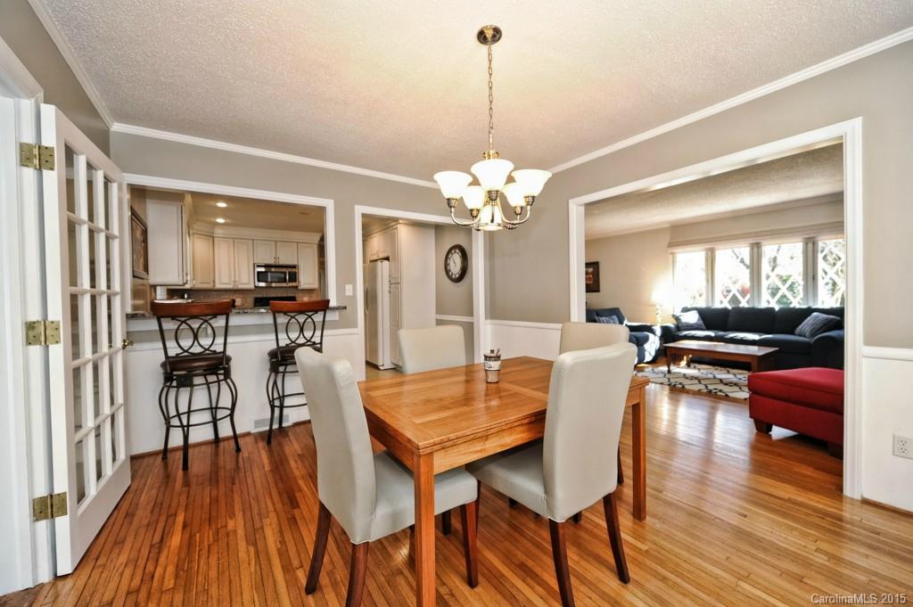 4914 Seacroft Road Charlotte, NC 28210 - Photo 6 of 24