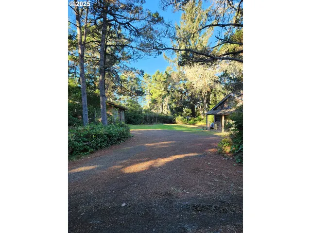 $419,500 | 4803 Seapine Drive, Florence, OR 97439