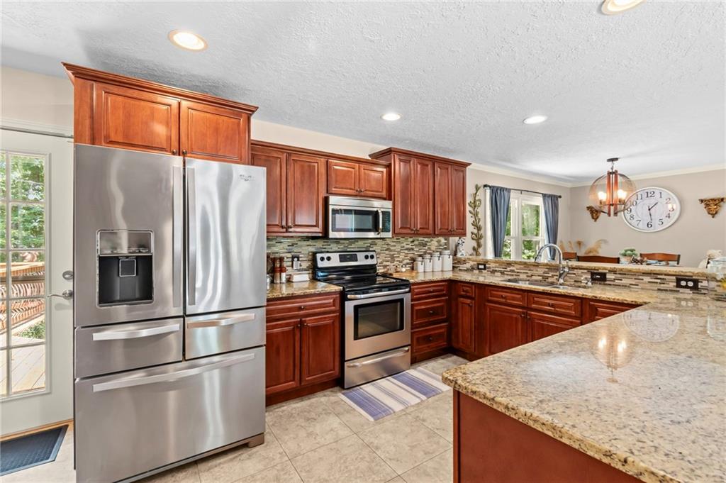 12108 Oak Ridge Road Independence, MO 64052 - Photo 13 of 66